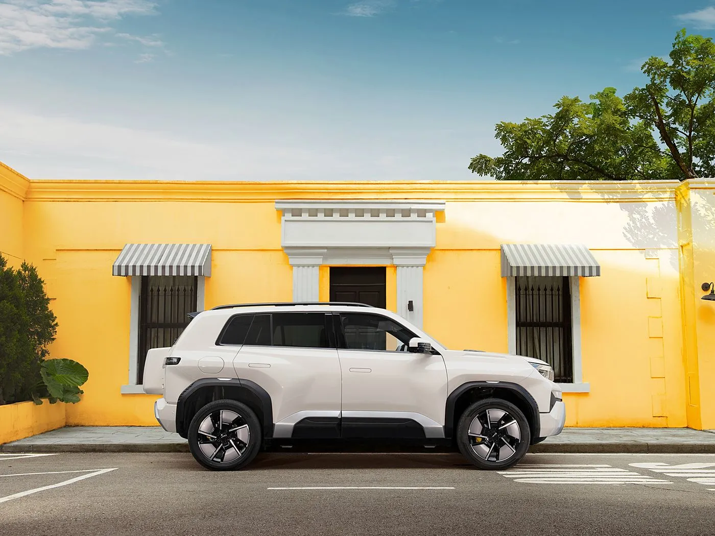 BYD Equation Leopard Titanium 3 Saf Elektrikli Kompakt SUV, 501 km CLTC Menzili, L2 ADAS ve AWD/RWD Performansı 4 Kapı ve 5 Koltuk ve Tam Hızlı Hız Sabitleyici