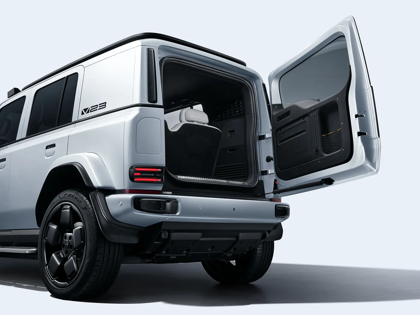 Chery ICar V23 EEC Sertifikalı Mini SUV Hibrit Elektrikli Yüksek Hızlı 4WD Off-Road Lityum Pil Sol Direksiyon Yeni Enerji Aracı