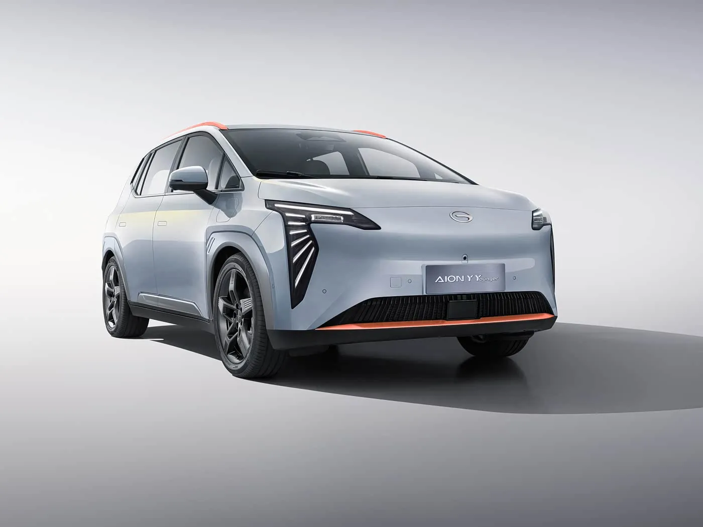 GAC Aion Y Plus Elektrikli Araba Akıllı Sürüş Versiyonu 5 Kapılı 5 Koltuklu EV SUV 150Kw Satılık Yeni Enerji Aracı