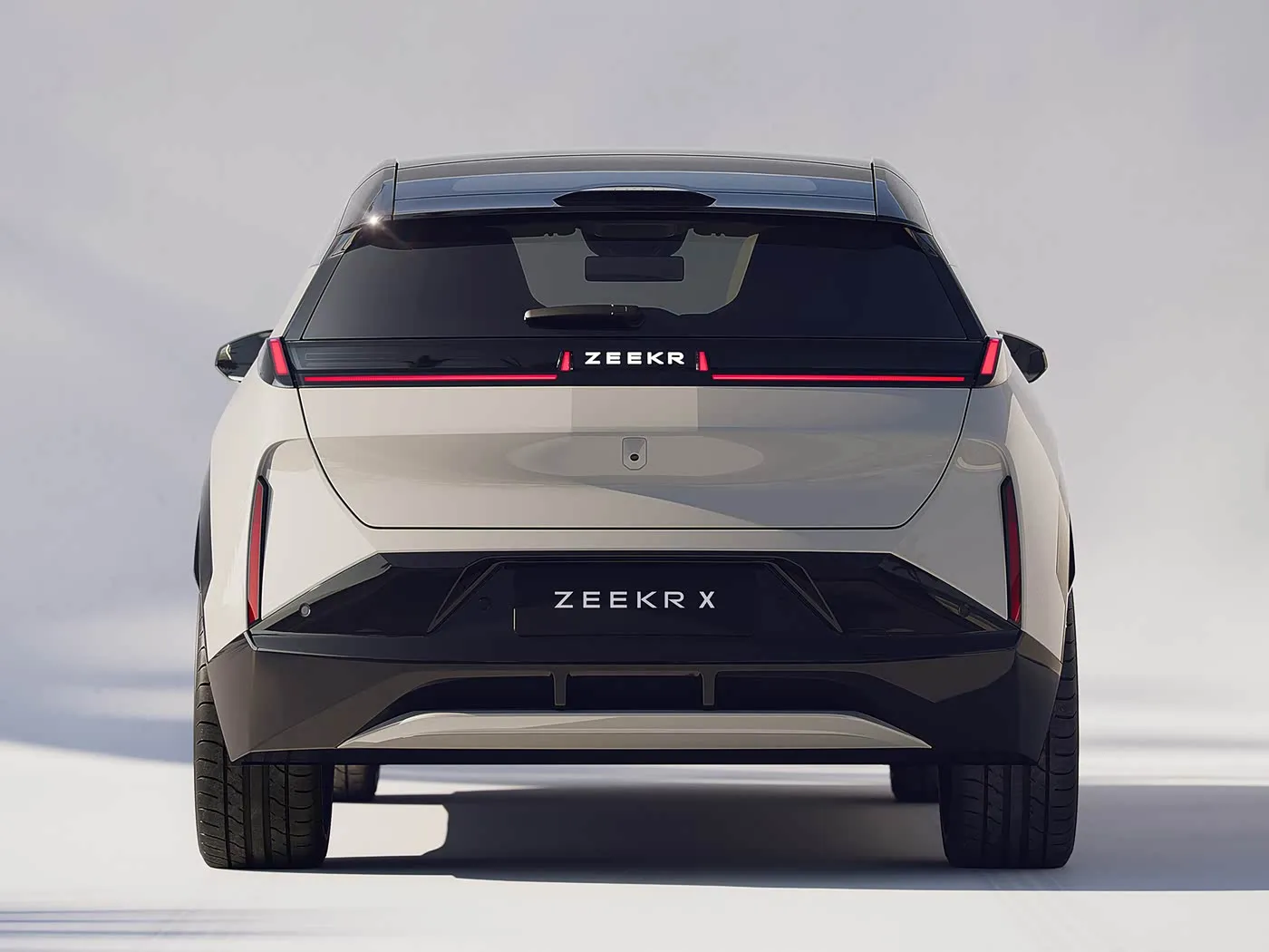 Paranın Karşılığında En İyi SUV Değeri Zeekr X Elektrikli Yeni Enerji Aracı 190 km/s Hız Yeteneği Uygun Bütçeyle Çok Yönlü Performans