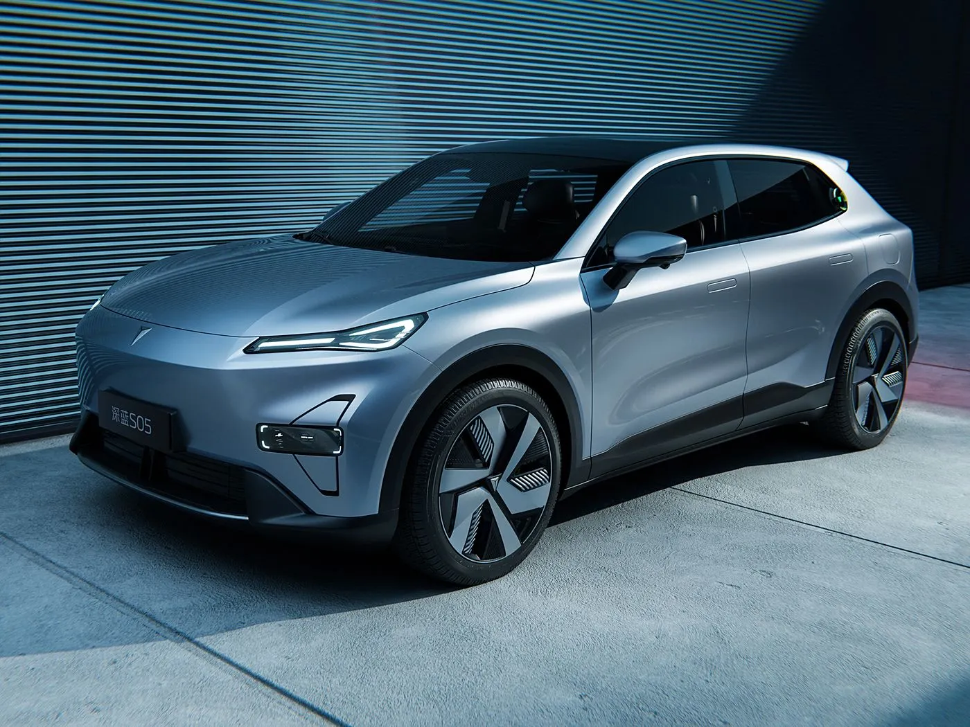 Deepal S05 Kompakt SUV PHEV/EV Uzun Menzilli Dingil Mesafesi Yeni enerji aracı