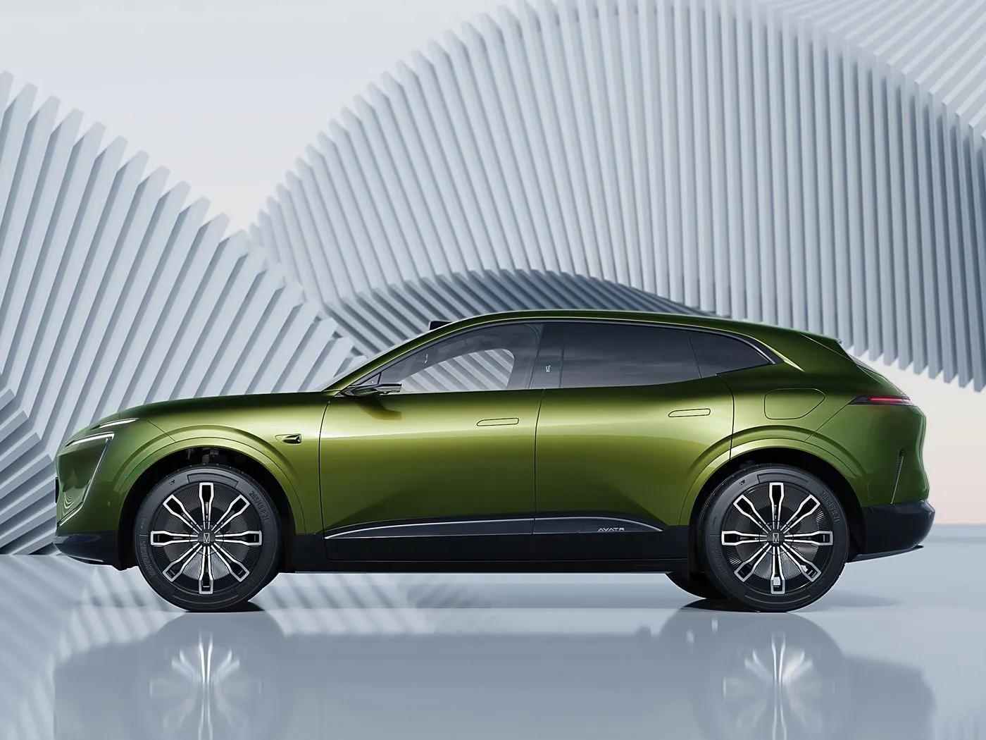 Avita 07 Saf Elektrikli/Menzil Genişletici SUV, Huawei ADS 3.0 Teknolojisi Yeni Enerji Aracı ile Modern Elektrikli Sürüş Deneyimi