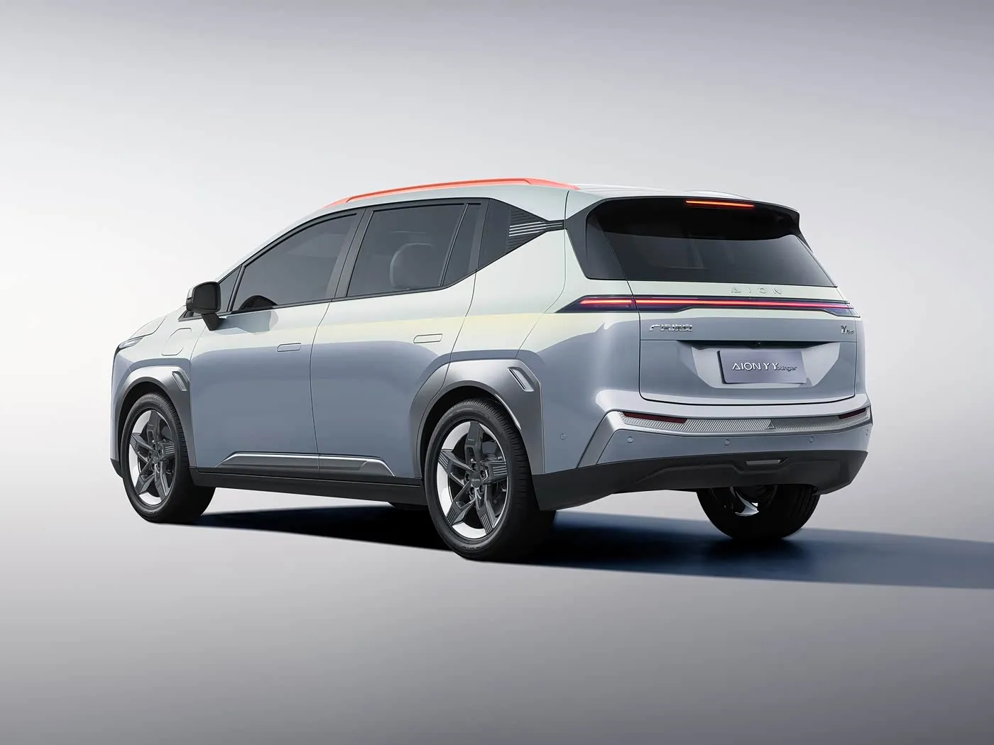GAC Aion Y Plus Elektrikli Araba Akıllı Sürüş Versiyonu 5 Kapılı 5 Koltuklu EV SUV 150Kw Satılık Yeni Enerji Aracı