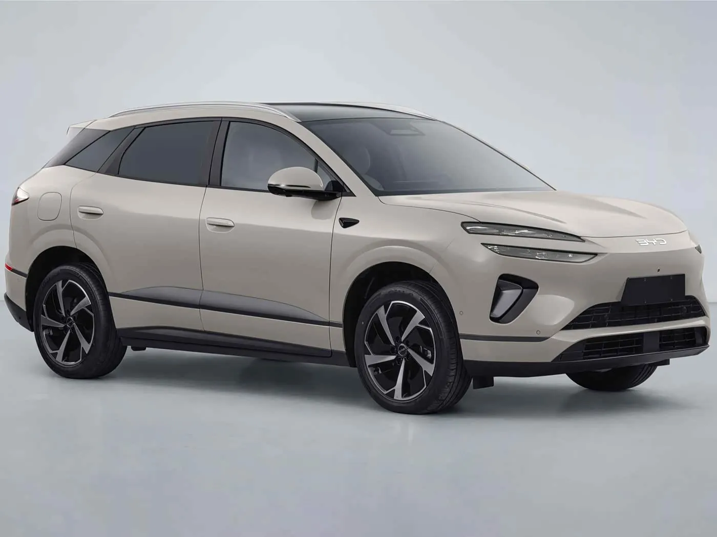 BYD Sea Lion 06 Çift Güçlü (EV/DM-i) Kompakt SUV – 520-605 km EV Menzili/1092 km DM-i Menzili ve L2 DiPilot