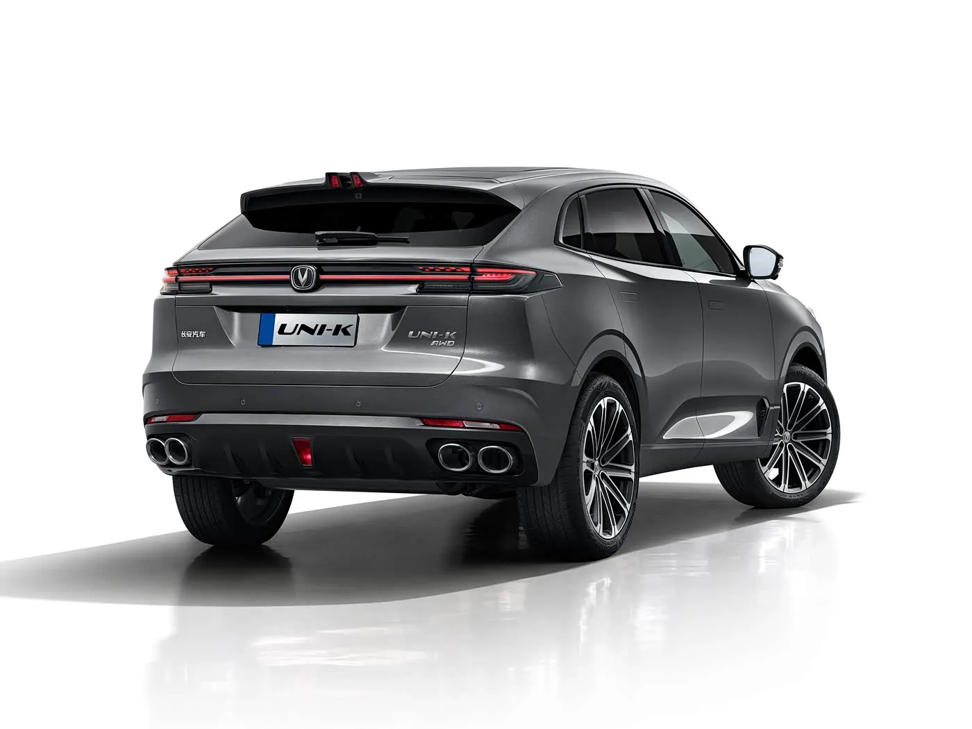 BYD E2 Lüks Elektrikli EV Sedan SUV Hatchback Lityum Pil Motorlu Sol Direksiyonlu Araba Çin'in Yeni Enerji Aracı